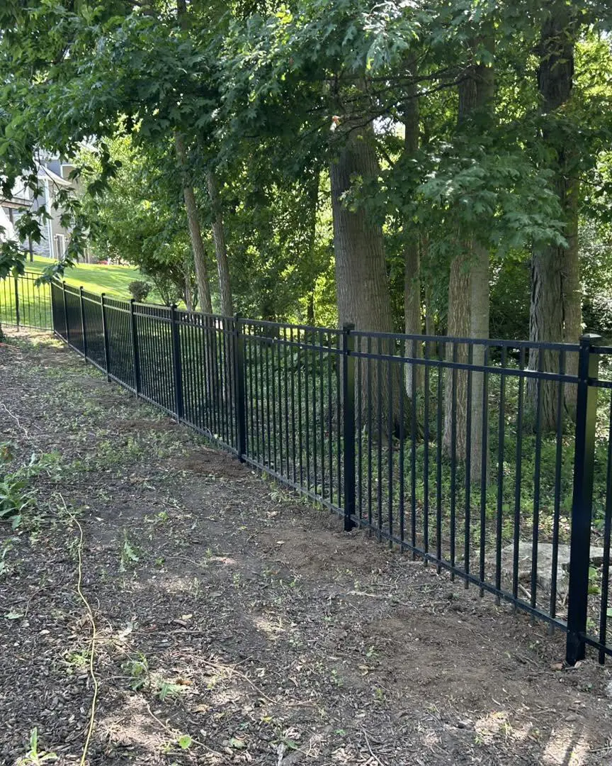 Advance Fence