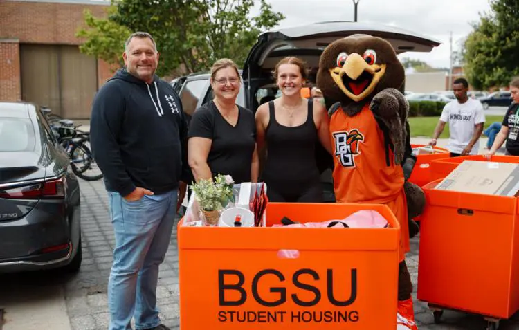 Returning Student Move-in